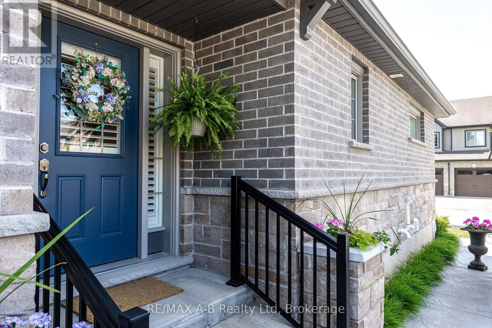 11 - 55 Harrison Street, Stratford, Ontario  N5A 0C9 - Photo 6 - X13249180