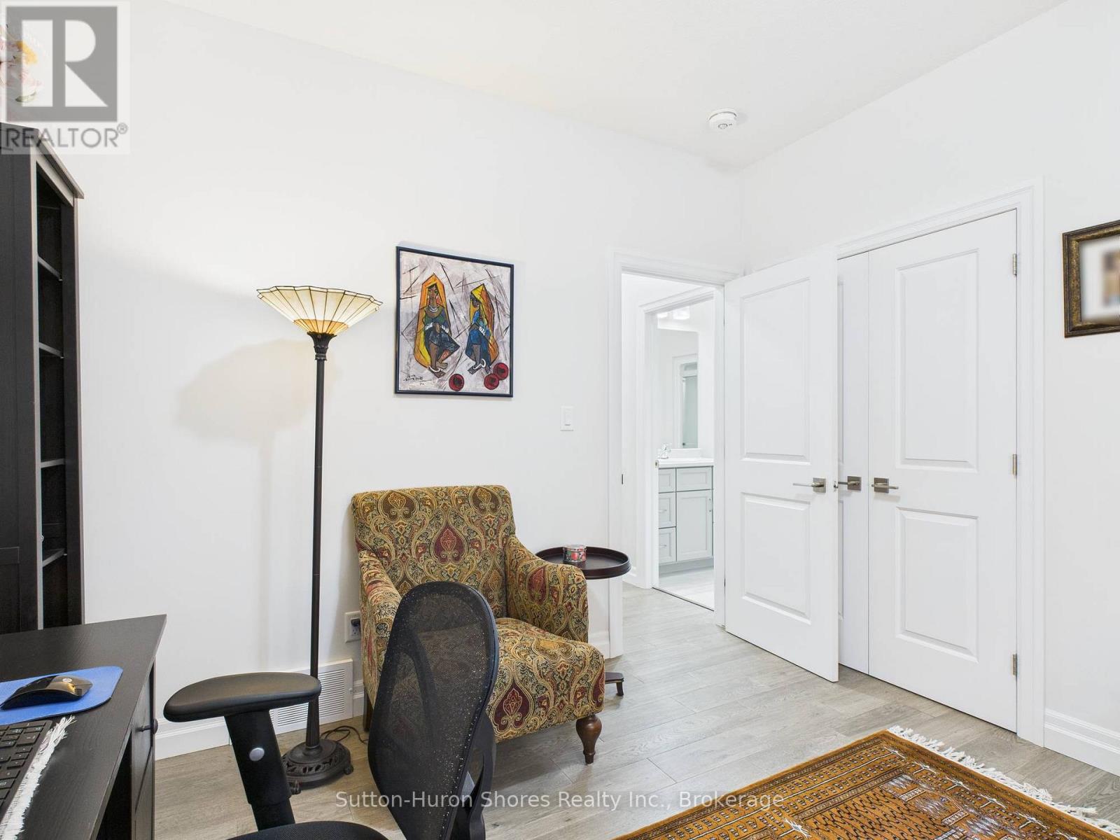 404 Devonshire Road, Saugeen Shores, Ontario  N0H 2C3 - Photo 16 - X13249770