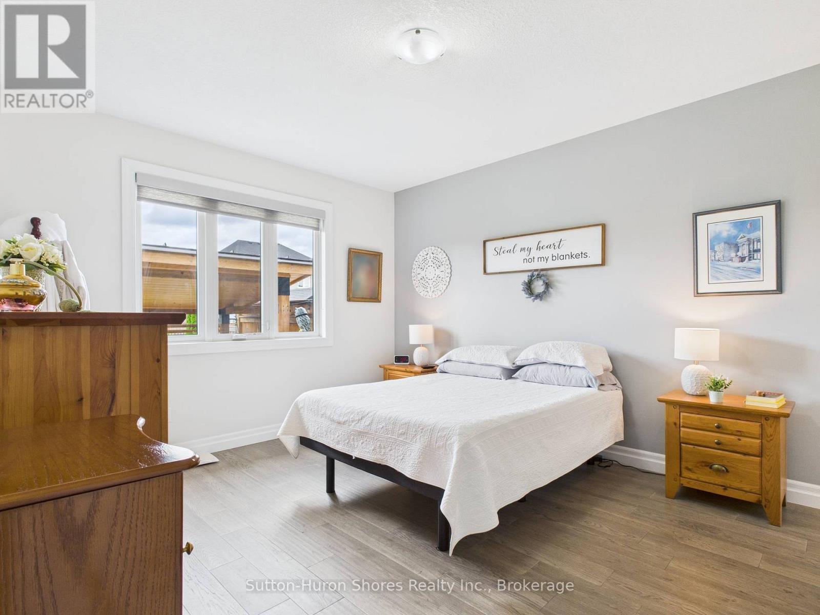 404 Devonshire Road, Saugeen Shores, Ontario  N0H 2C3 - Photo 22 - X13249770