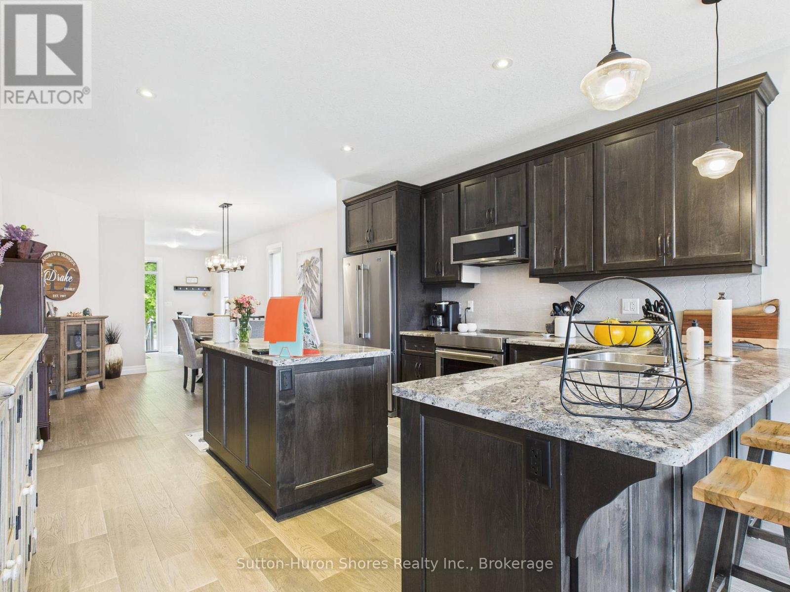 404 Devonshire Road, Saugeen Shores, Ontario  N0H 2C3 - Photo 25 - X13249770