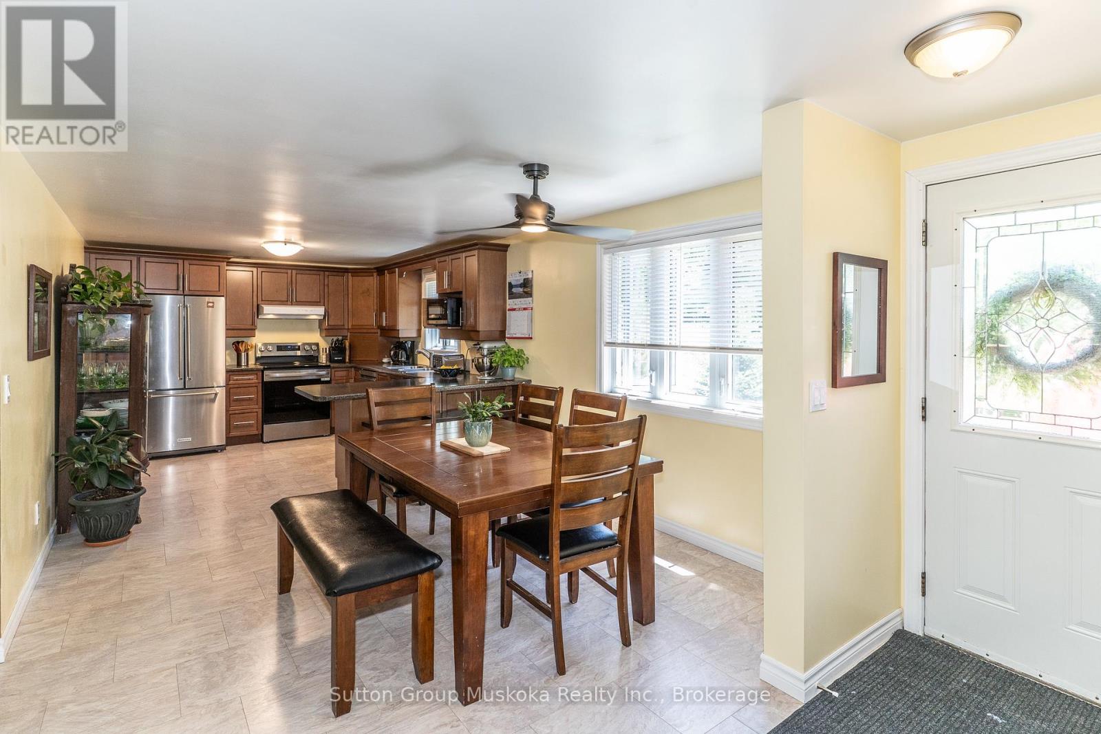 1467 North Mary Lake Road, Huntsville, Ontario  P1H 2J3 - Photo 4 - X13249816