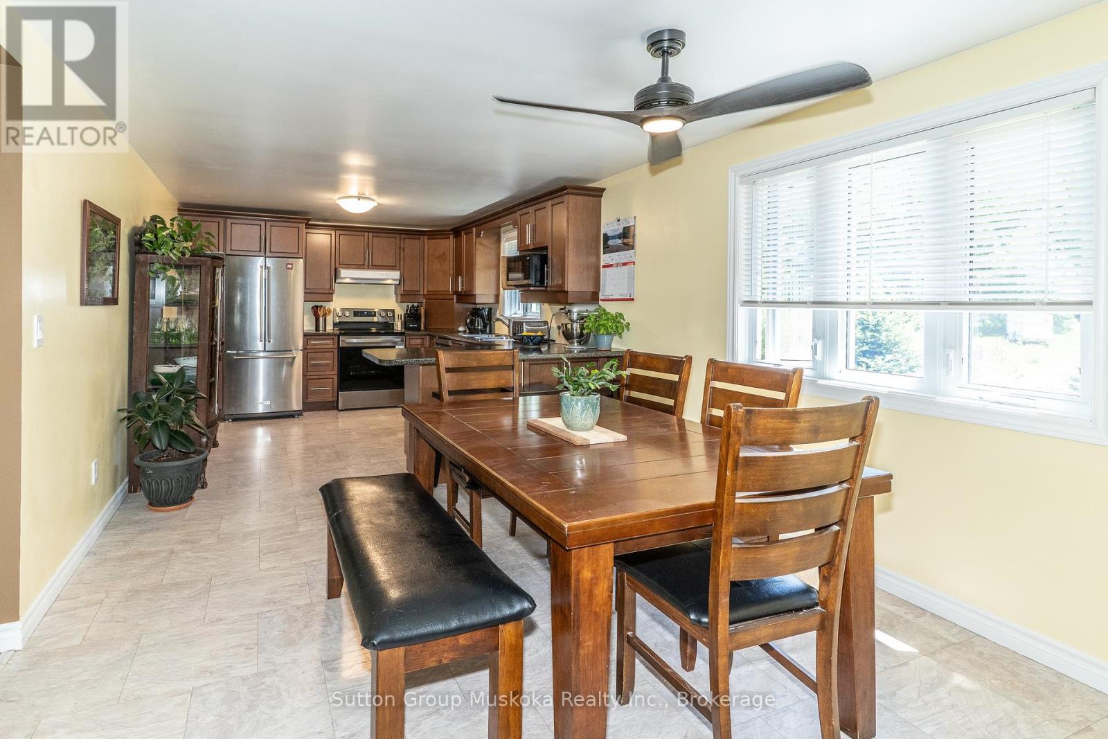 1467 North Mary Lake Road, Huntsville, Ontario  P1H 2J3 - Photo 5 - X13249816