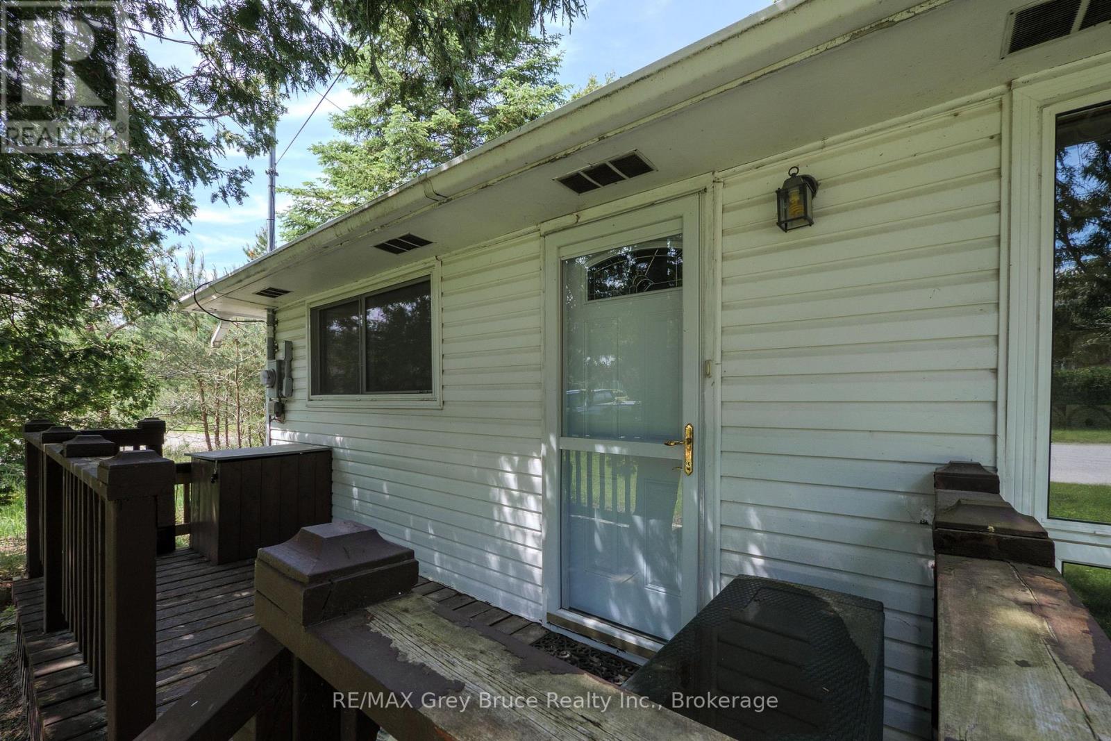 610 Second Avenue S, South Bruce Peninsula, Ontario  N0H 2G0 - Photo 13 - X13249896