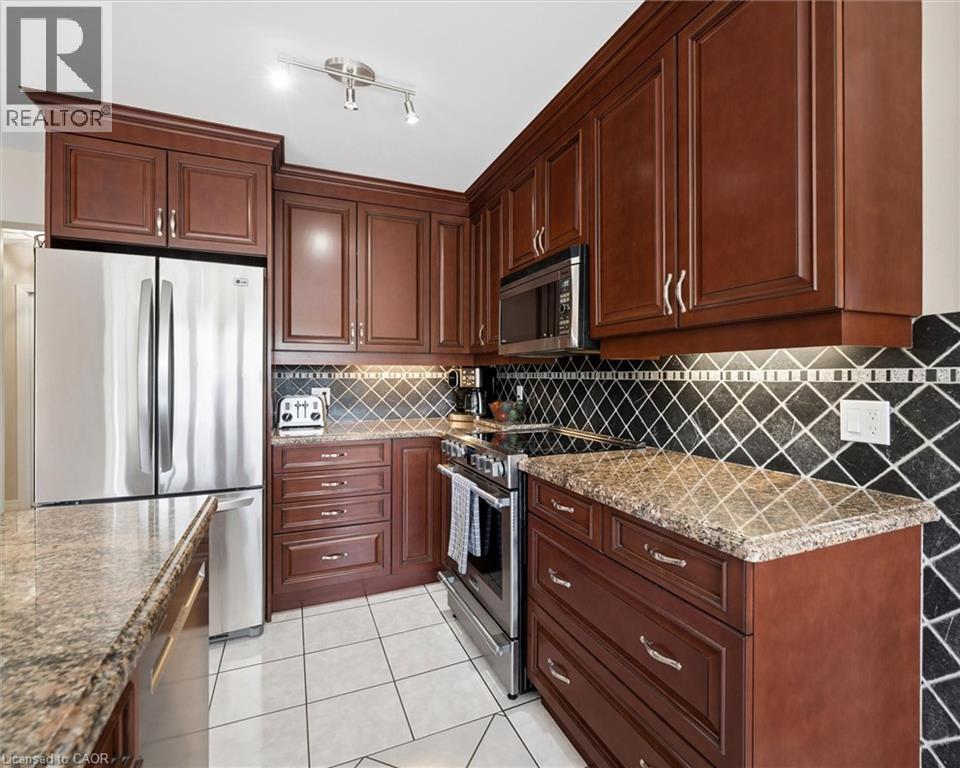 44 Tami Court, Kitchener, Ontario  N2B 3V2 - Photo 16 - 40834971