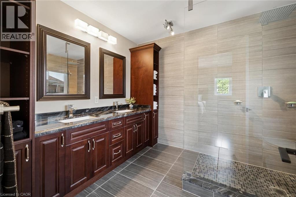 44 Tami Court, Kitchener, Ontario  N2B 3V2 - Photo 25 - 40834971