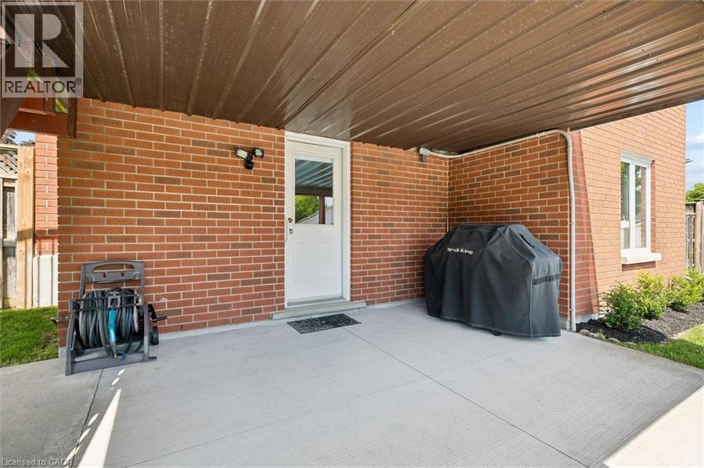 44 Tami Court, Kitchener, Ontario  N2B 3V2 - Photo 40 - 40834971