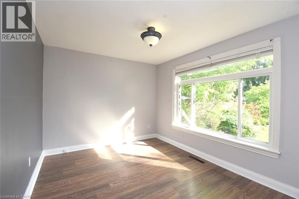 945 Glen View Avenue, Burlington, Ontario  L7T 3Y7 - Photo 13 - 40831593
