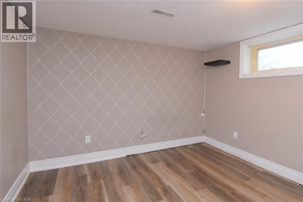 945 Glen View Avenue, Burlington, Ontario  L7T 3Y7 - Photo 19 - 40831593