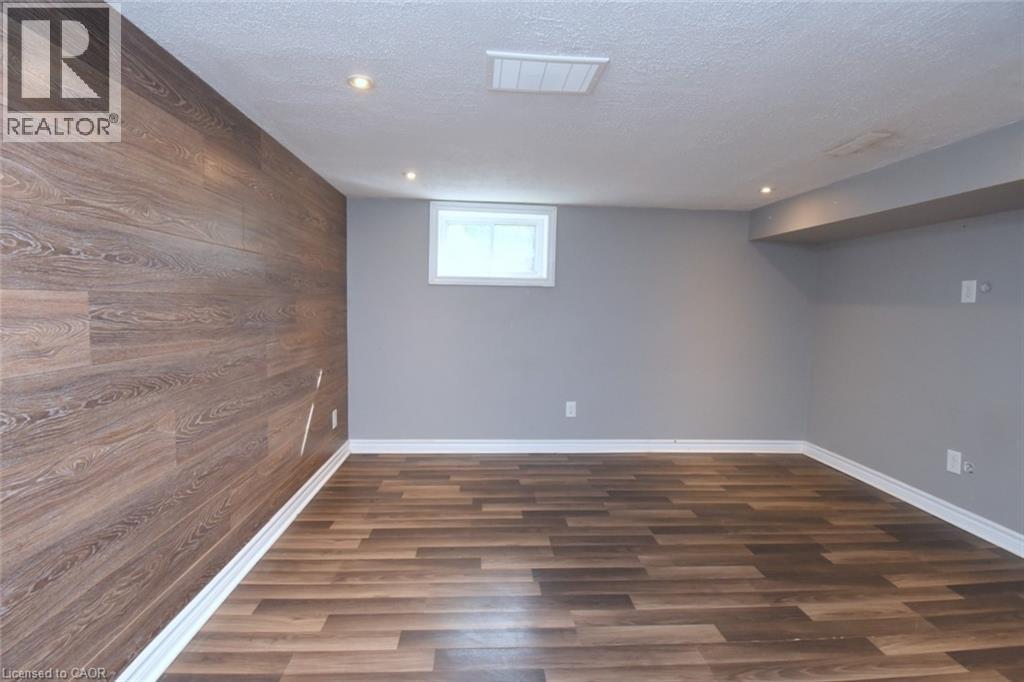 945 Glen View Avenue, Burlington, Ontario  L7T 3Y7 - Photo 23 - 40831593