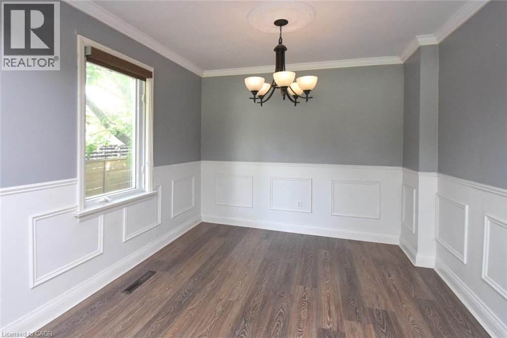 945 Glen View Avenue, Burlington, Ontario  L7T 3Y7 - Photo 7 - 40831593