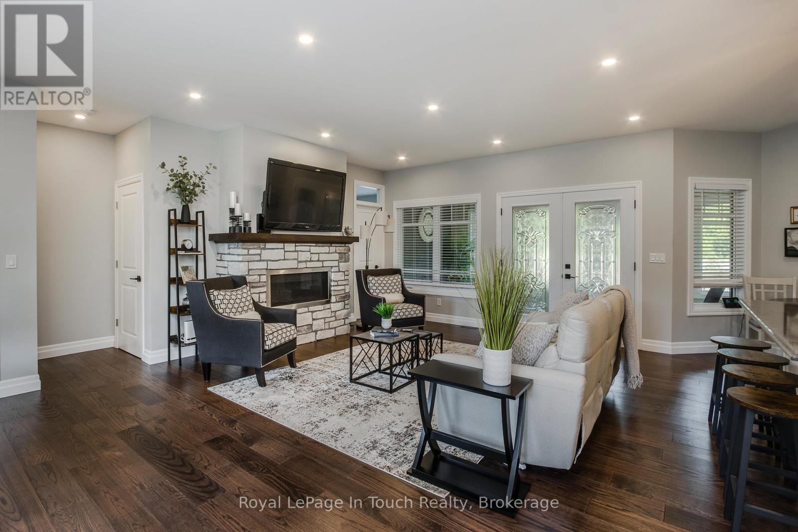 55 Beaufort Crescent, Tiny, Ontario  L9M 0B8 - Photo 8 - S13250008