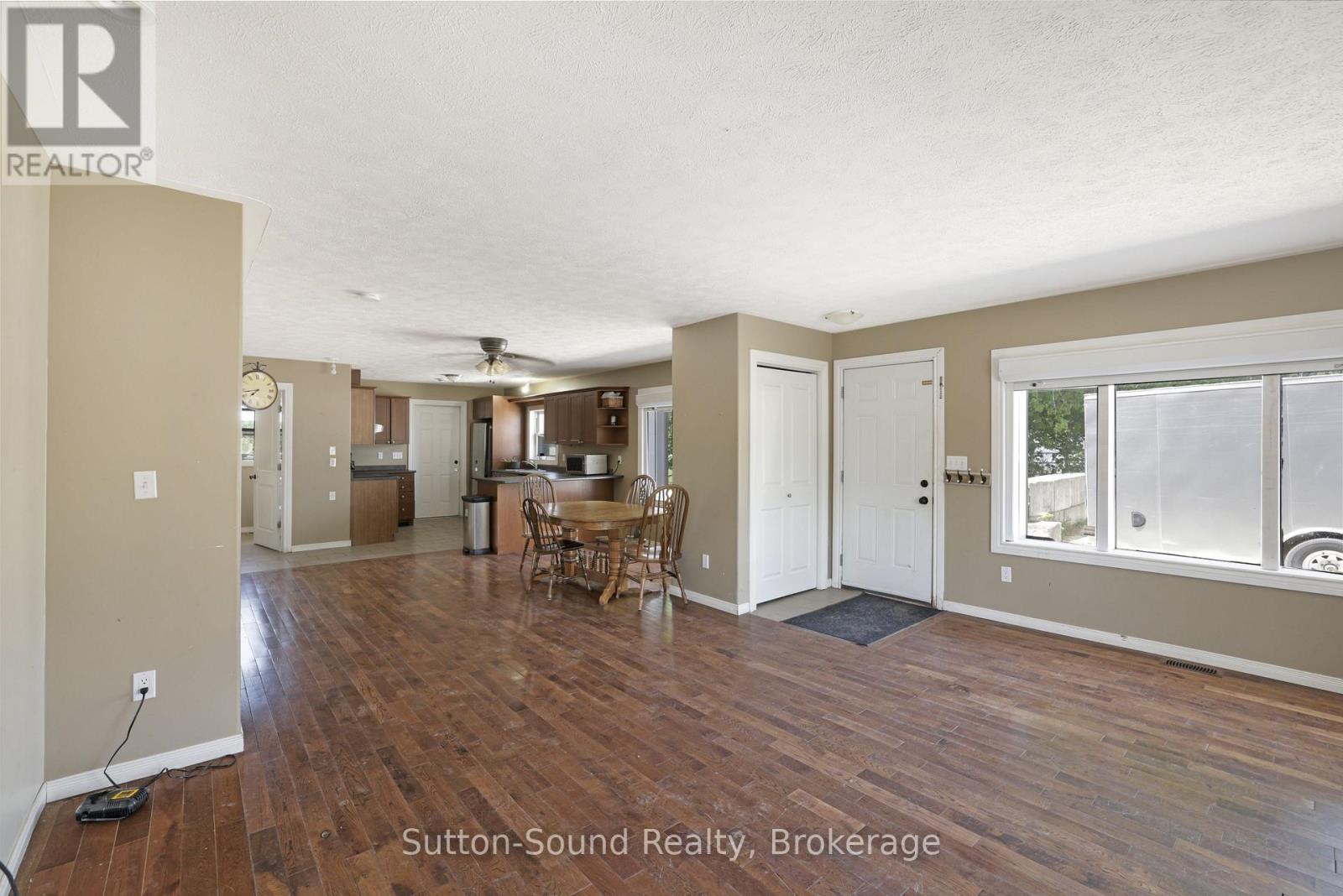 7182 Highway 21, Arran-Elderslie, Ontario  N0H 1A0 - Photo 7 - X13250094