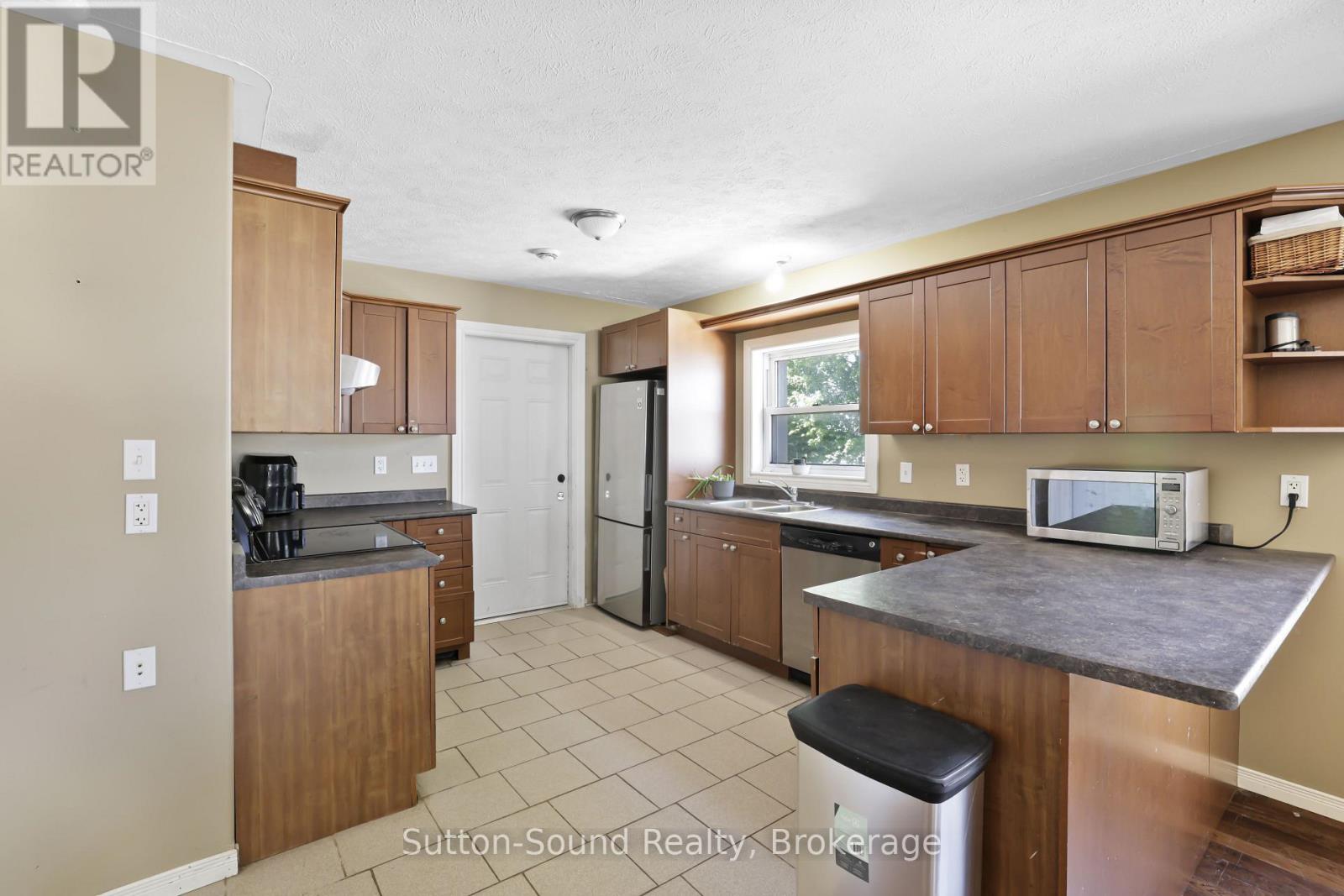 7182 Highway 21, Arran-Elderslie, Ontario  N0H 1A0 - Photo 8 - X13250094