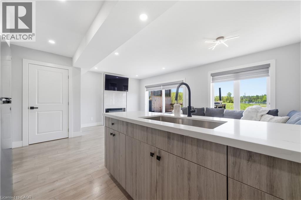 20 Brittany Lane, Quinte West, Ontario  K0K 2C0 - Photo 9 - 40835546