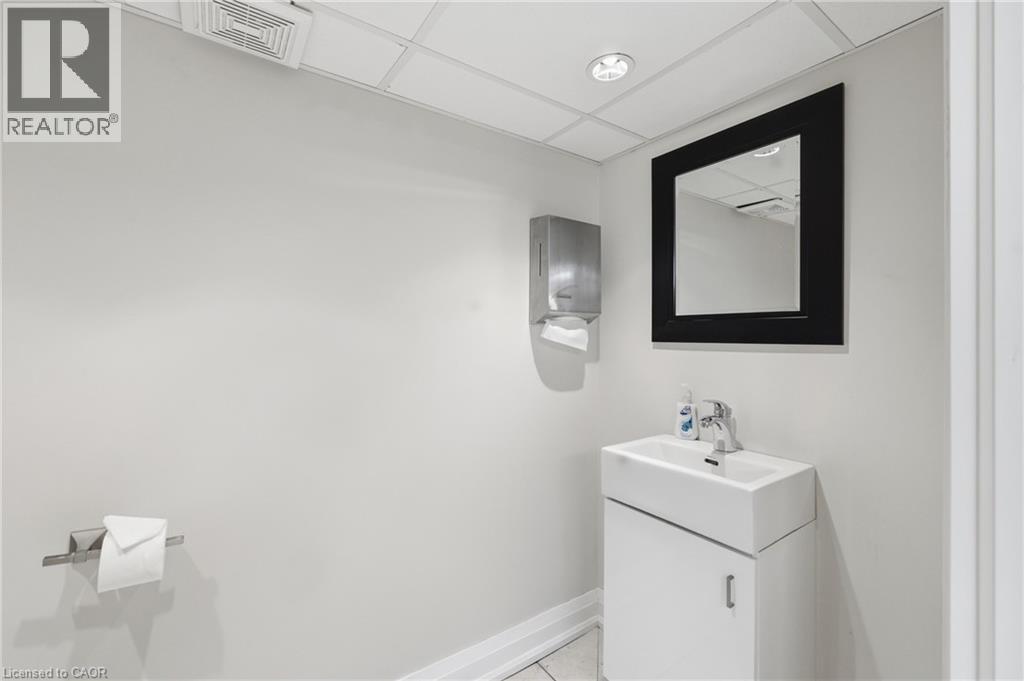 60 King Street W, Stoney Creek, Ontario  L8G 1H8 - Photo 41 - 40836460