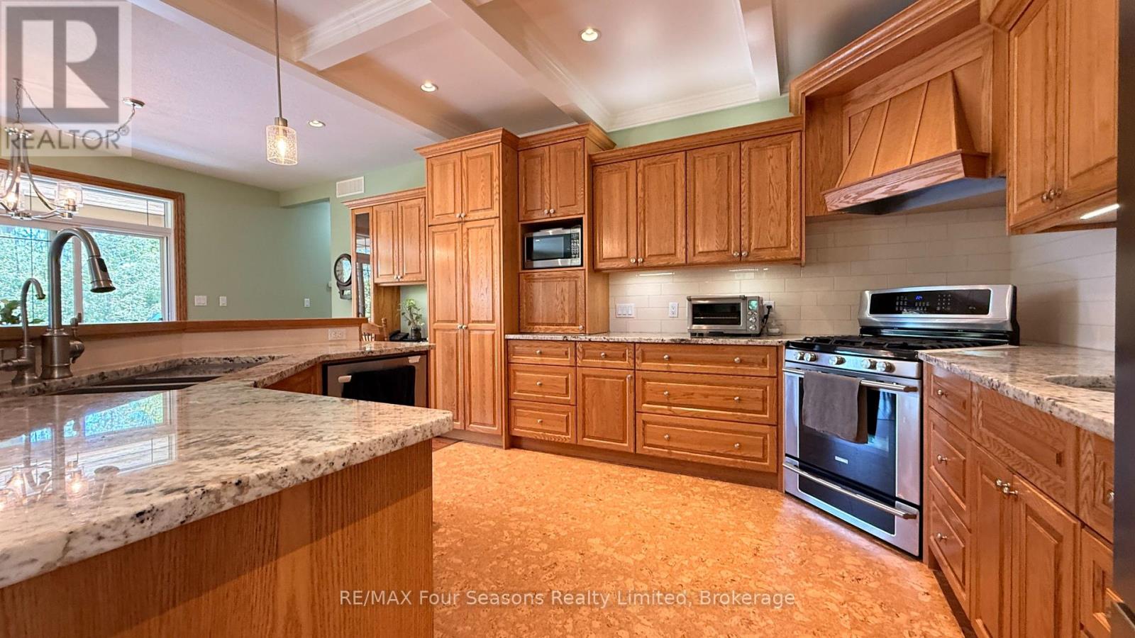 229 S Rankin Street, Saugeen Shores, Ontario  N0H 2L0 - Photo 16 - X13258430