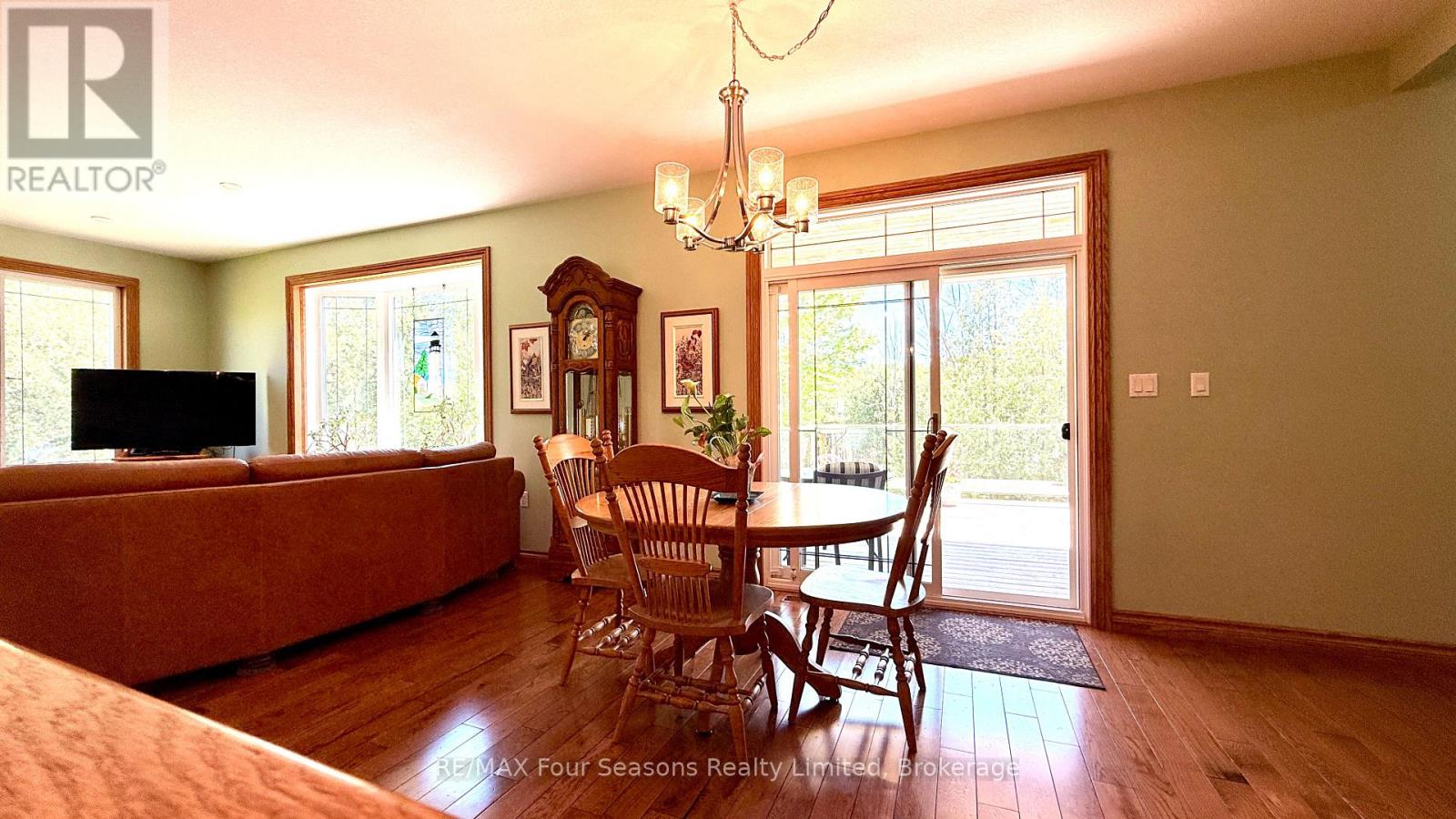 229 S Rankin Street, Saugeen Shores, Ontario  N0H 2L0 - Photo 19 - X13258430