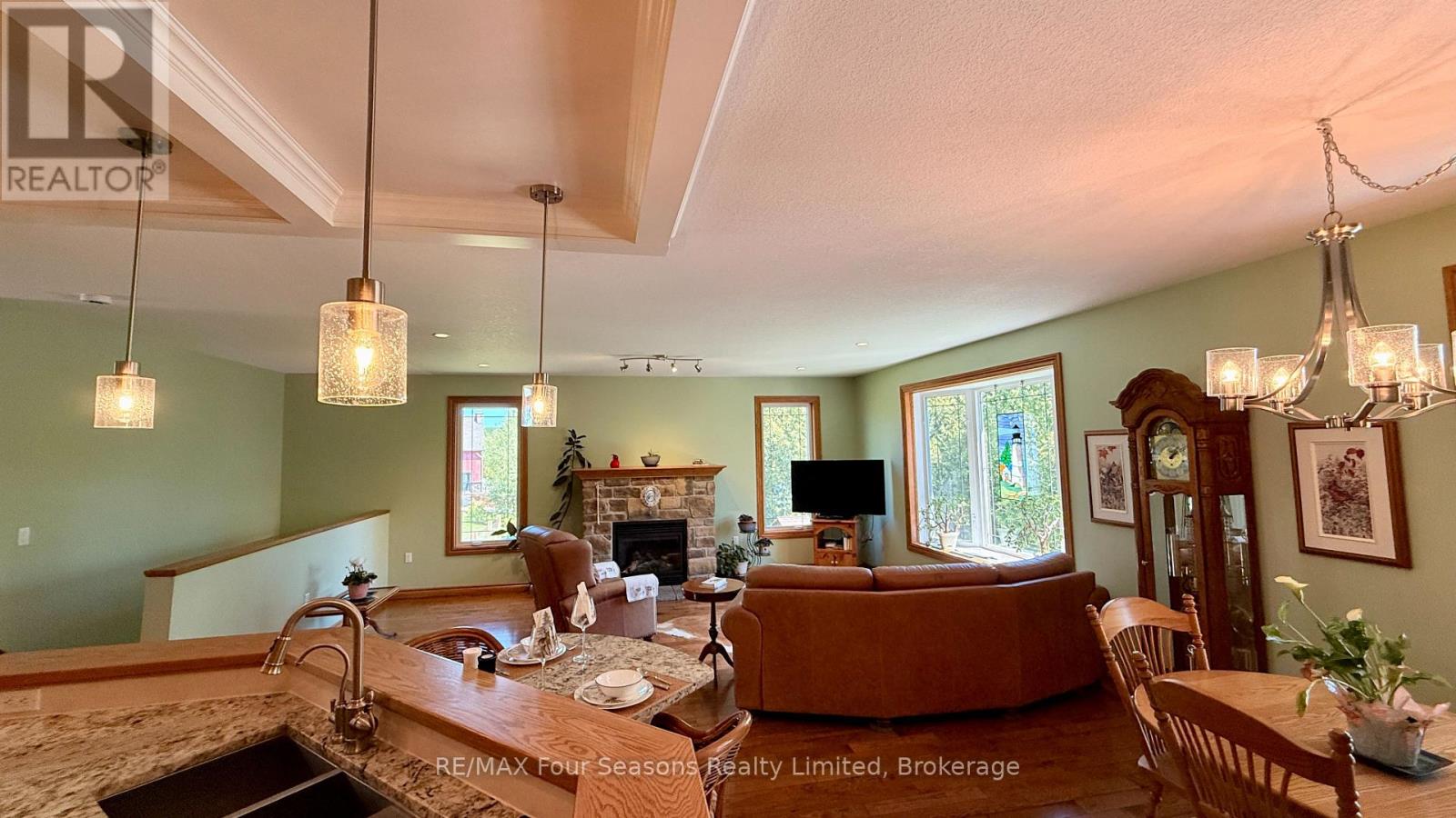 229 S Rankin Street, Saugeen Shores, Ontario  N0H 2L0 - Photo 21 - X13258430
