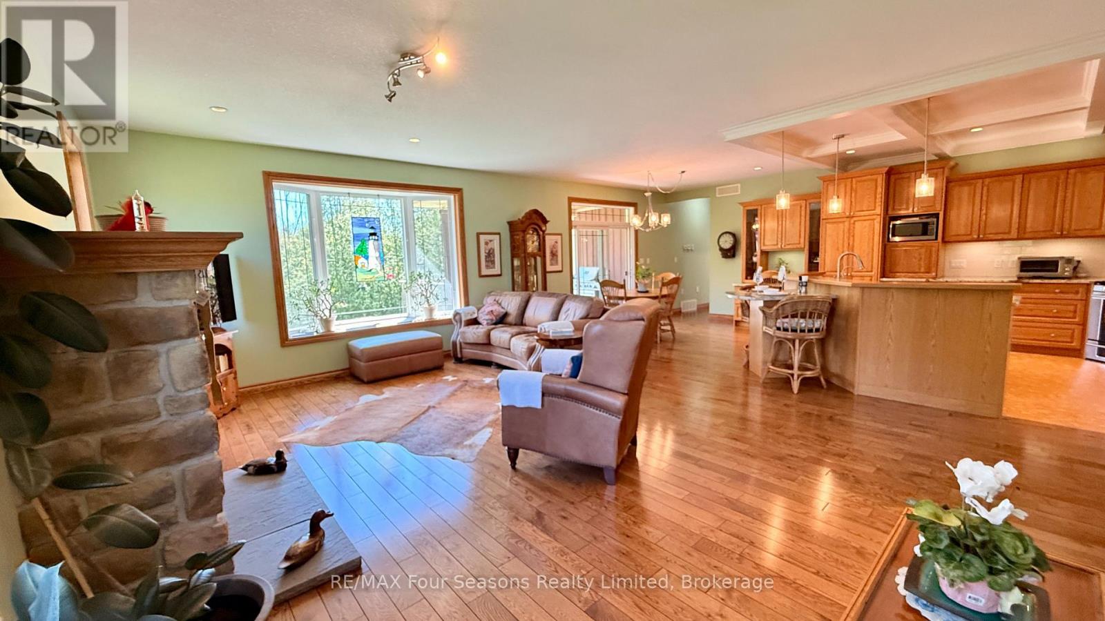 229 S Rankin Street, Saugeen Shores, Ontario  N0H 2L0 - Photo 22 - X13258430