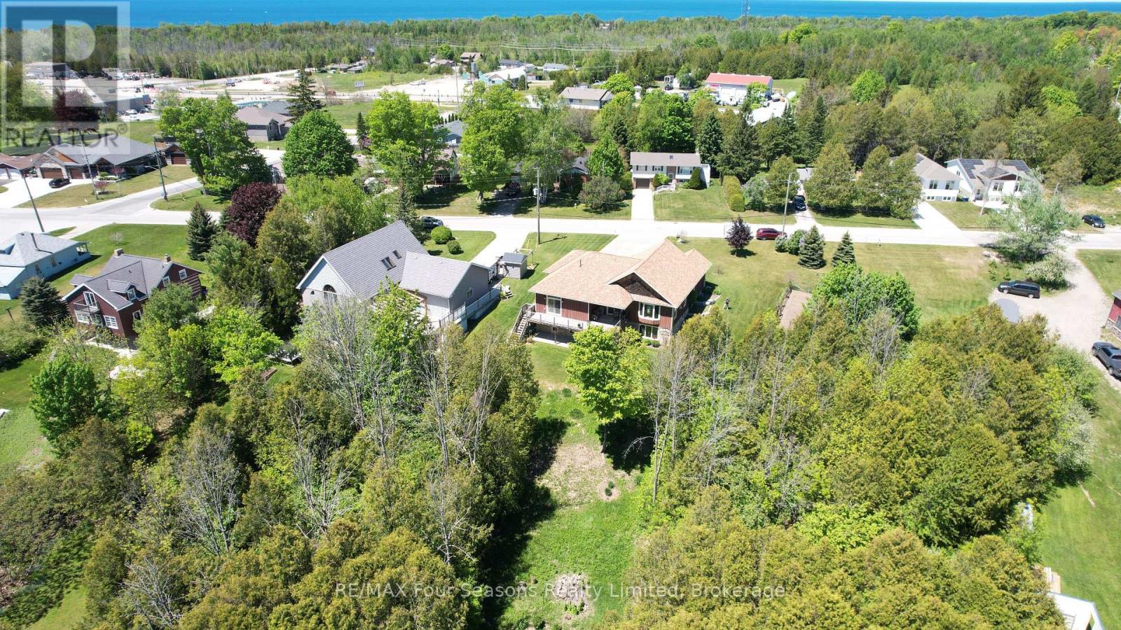 229 S Rankin Street, Saugeen Shores, Ontario  N0H 2L0 - Photo 5 - X13258430