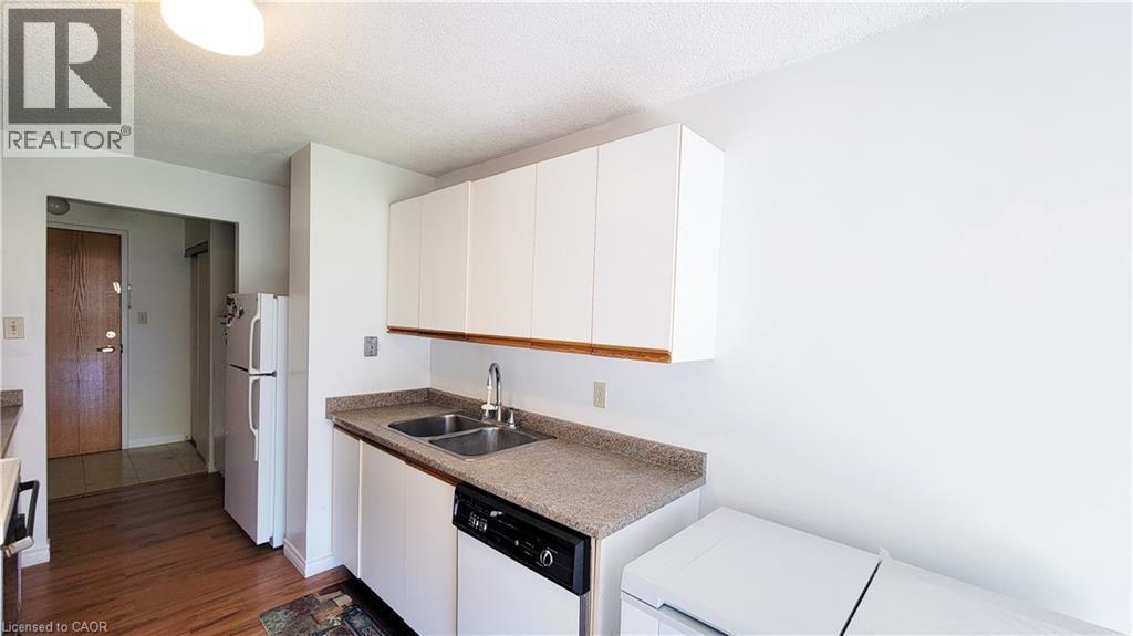 55 Blue Springs Drive Unit# 302, Waterloo, Ontario  N2J 4T3 - Photo 18 - 40837051