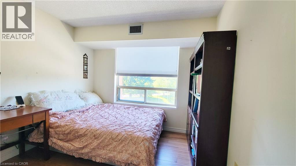 55 Blue Springs Drive Unit# 302, Waterloo, Ontario  N2J 4T3 - Photo 32 - 40837051