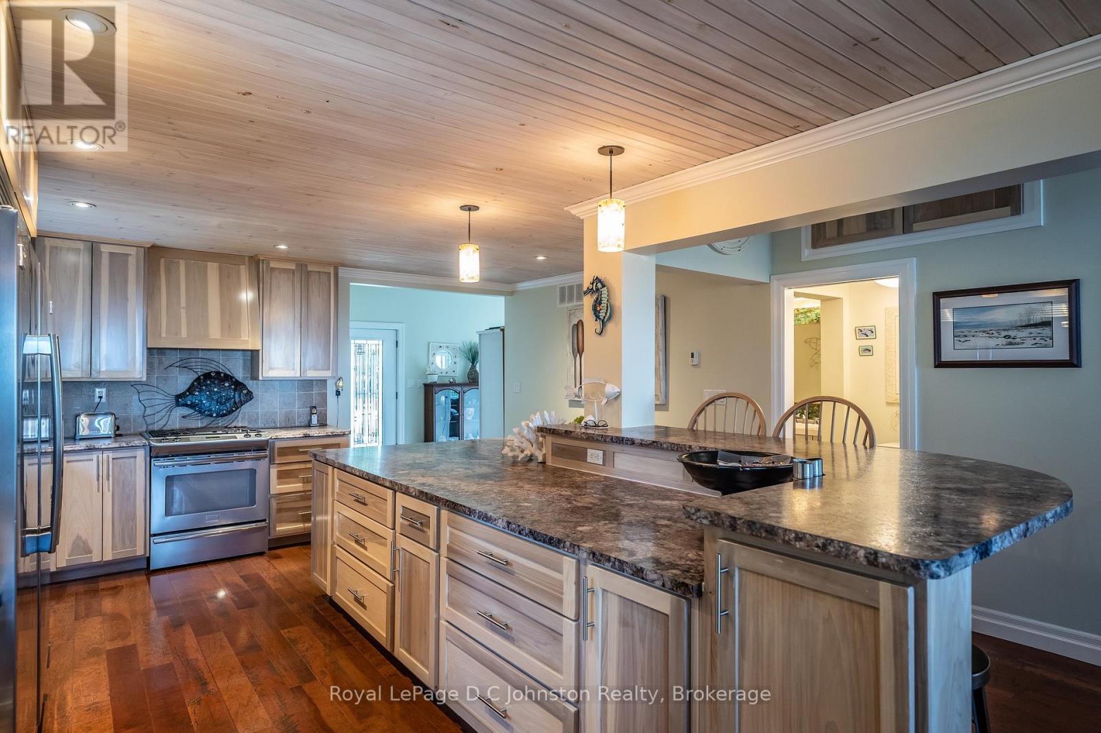 103 Saugeen Beach Road, Saugeen Shores, Ontario  N0H 2C5 - Photo 13 - X13266444