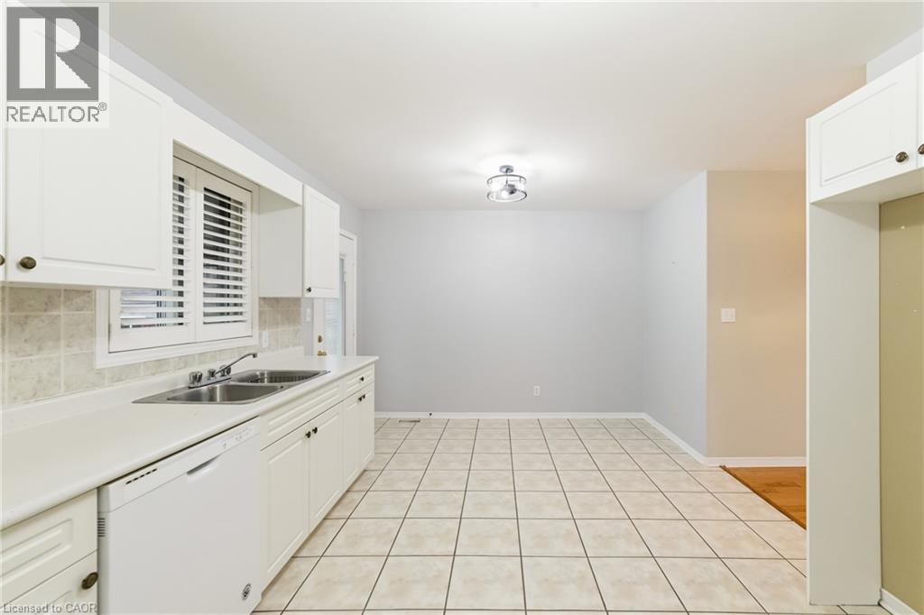 296 Autumn Crescent, Welland, Ontario  L3C 7K1 - Photo 15 - 40837391