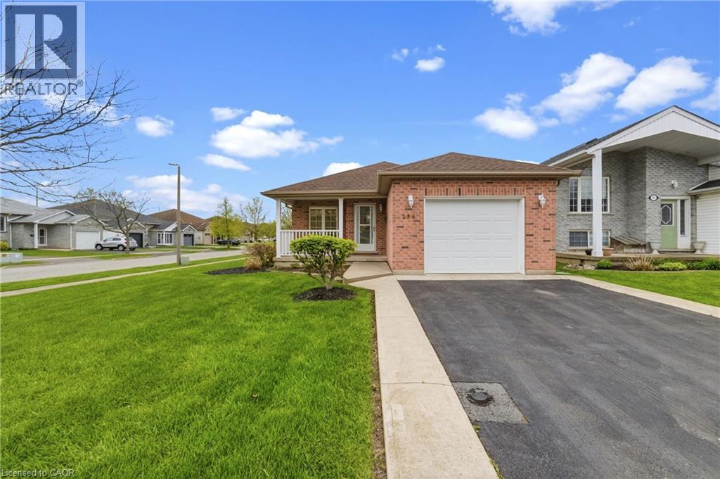 296 Autumn Crescent, Welland, Ontario  L3C 7K1 - Photo 2 - 40837391