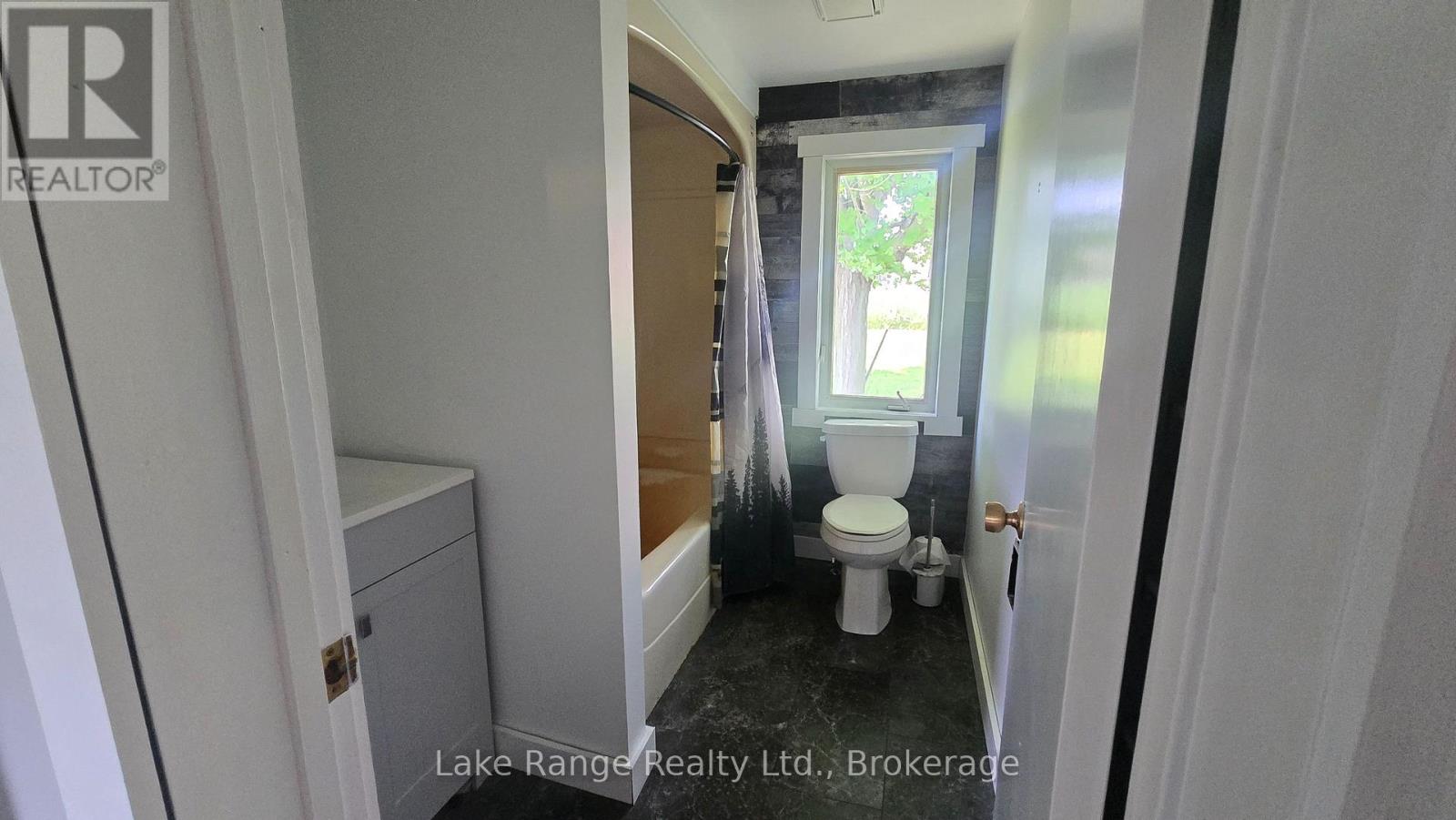 3525 Highway 9 Highway, Brockton, Ontario  N0G 2V0 - Photo 7 - X13274310