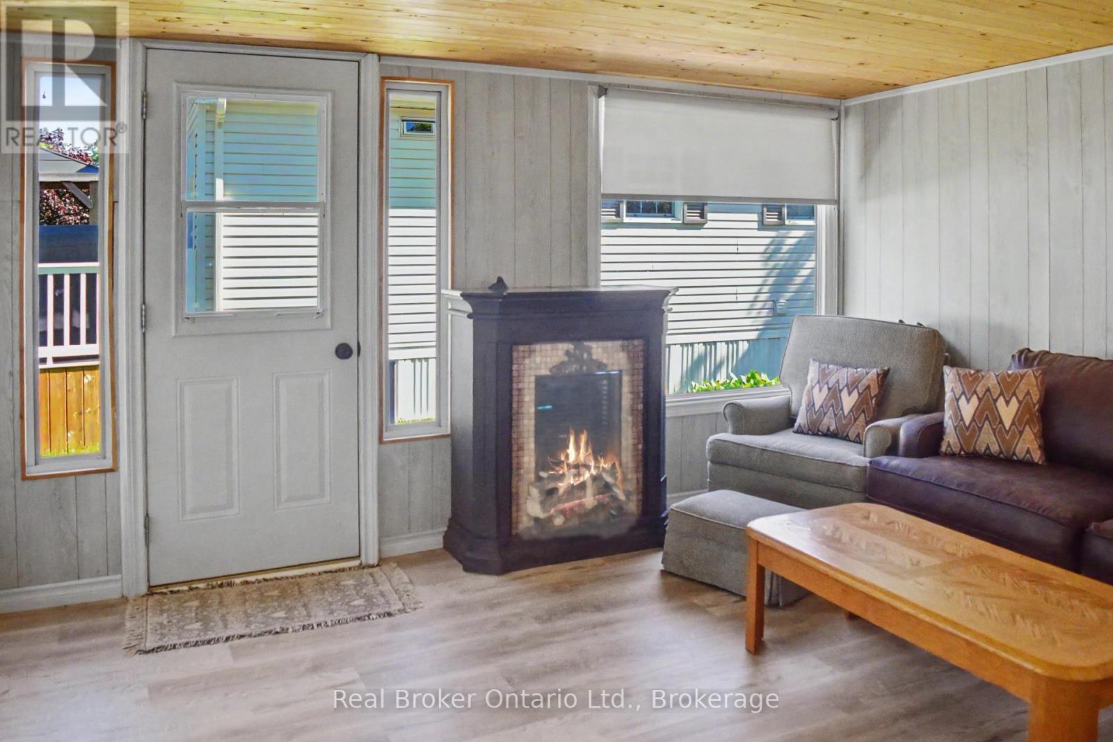 M39 - 13 Southline Avenue, Huron-Kinloss, Ontario  N2Z 2X5 - Photo 14 - X13275746