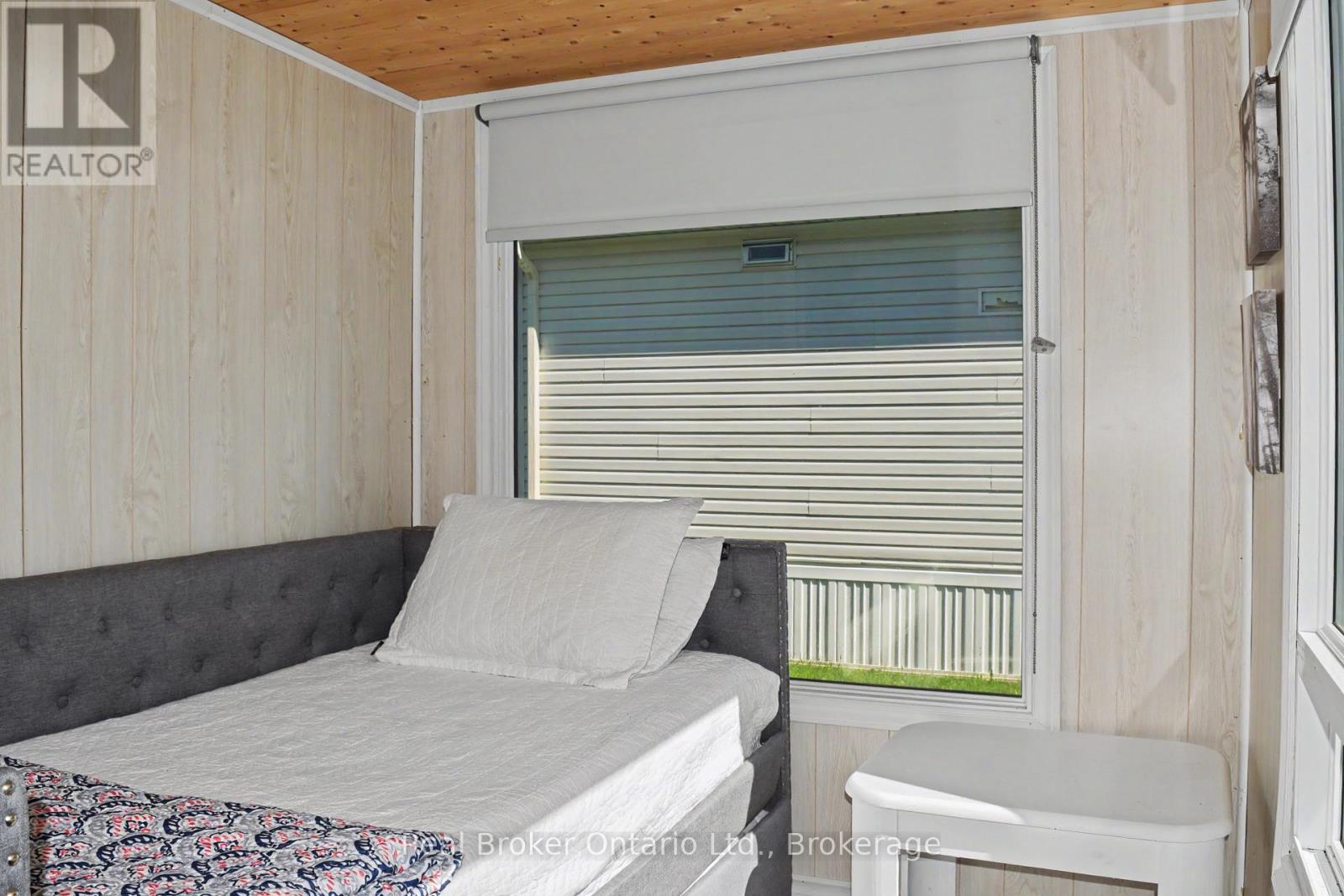 M39 - 13 Southline Avenue, Huron-Kinloss, Ontario  N2Z 2X5 - Photo 32 - X13275746