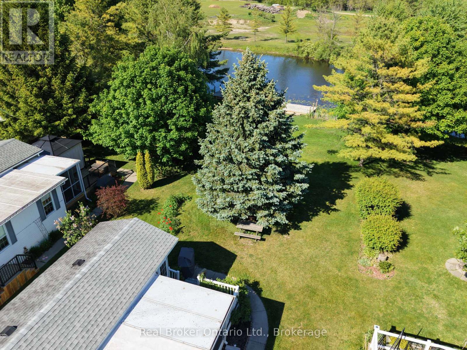 M39 - 13 Southline Avenue, Huron-Kinloss, Ontario  N2Z 2X5 - Photo 8 - X13275746