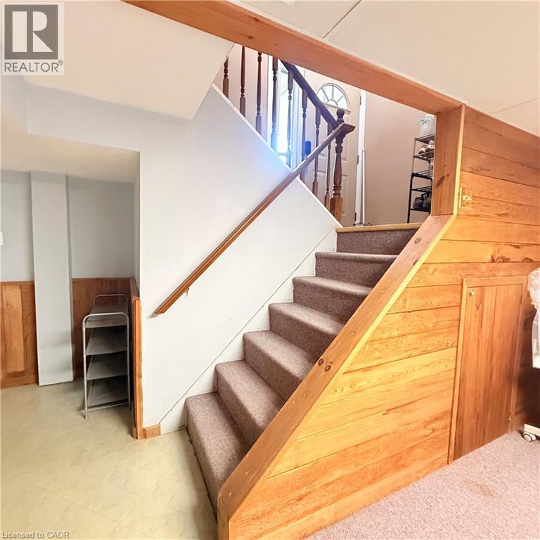 82 Blackwood Crescent, Hamilton, Ontario  L8S 3H5 - Photo 13 - 40837393