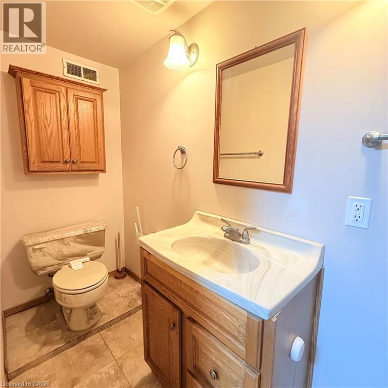 82 Blackwood Crescent, Hamilton, Ontario  L8S 3H5 - Photo 19 - 40837393