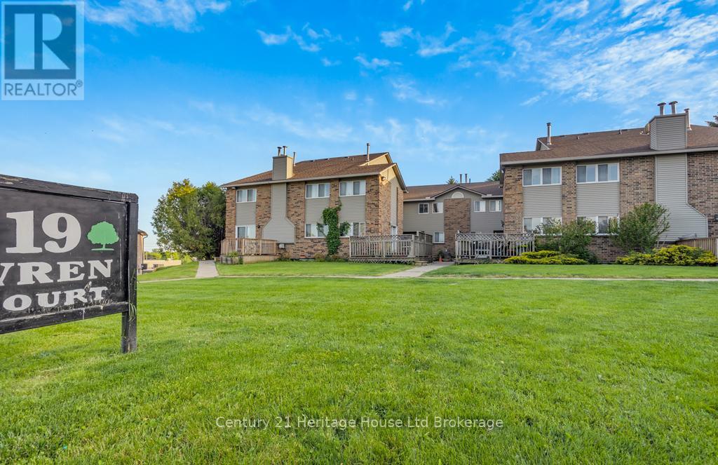 6 - 19 Wren Court, Tillsonburg, Ontario  N4G 5K2 - Photo 2 - X13284290