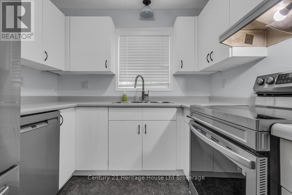 6 - 19 Wren Court, Tillsonburg, Ontario  N4G 5K2 - Photo 5 - X13284290