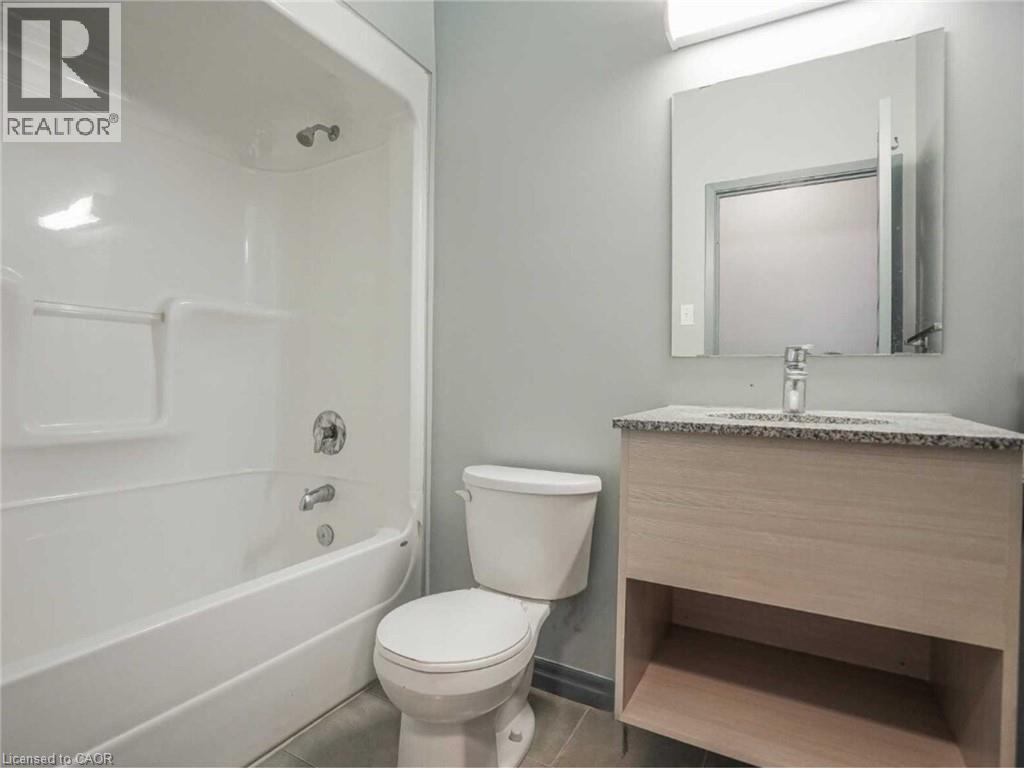 8 Hickory Street W Unit# 1105, Waterloo, Ontario  N2L 3H6 - Photo 15 - 40837030