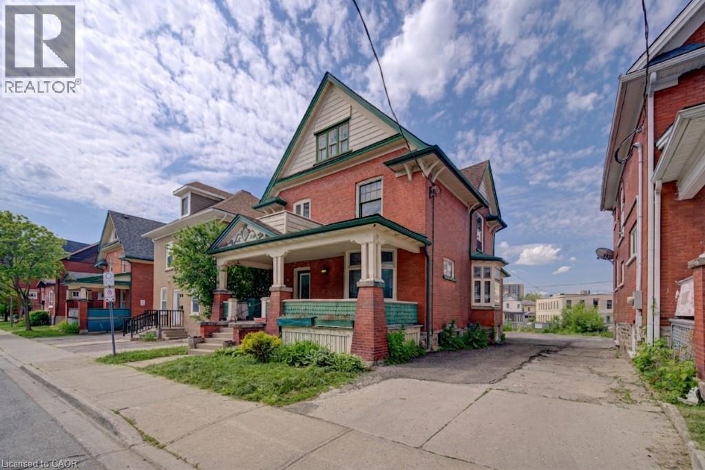 59 Irvin Street, Kitchener, Ontario  N2H 1K7 - Photo 2 - 40837378