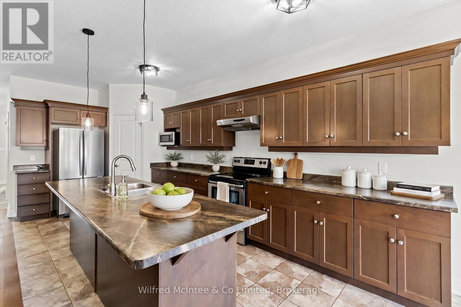524 Stornoway, Huron-Kinloss, Ontario  N2Z 0A4 - Photo 12 - X13315560