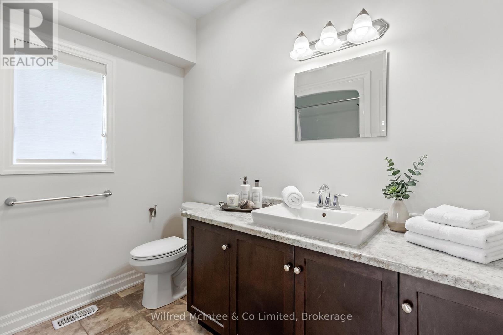 524 Stornoway, Huron-Kinloss, Ontario  N2Z 0A4 - Photo 27 - X13315560