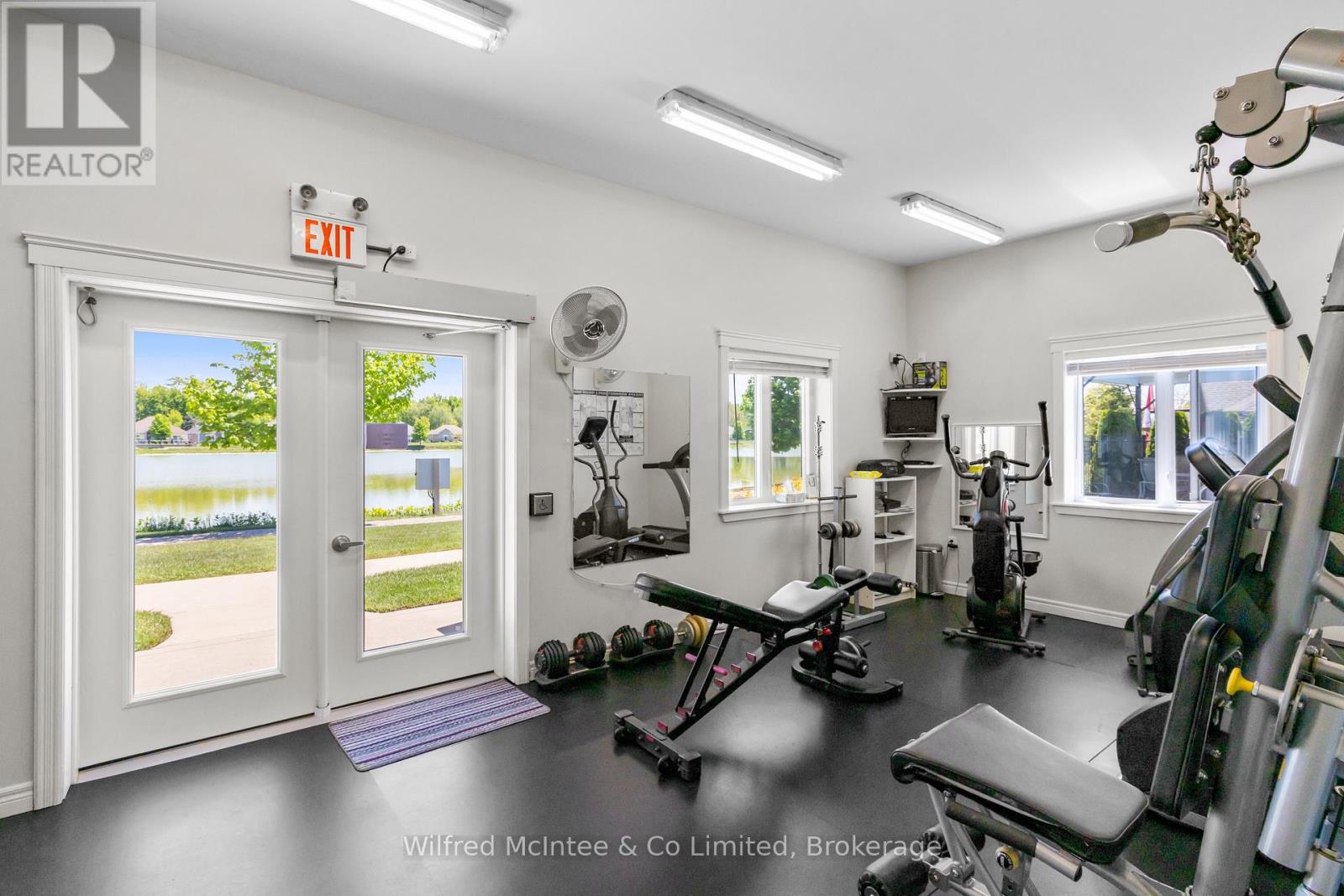 524 Stornoway, Huron-Kinloss, Ontario  N2Z 0A4 - Photo 43 - X13315560