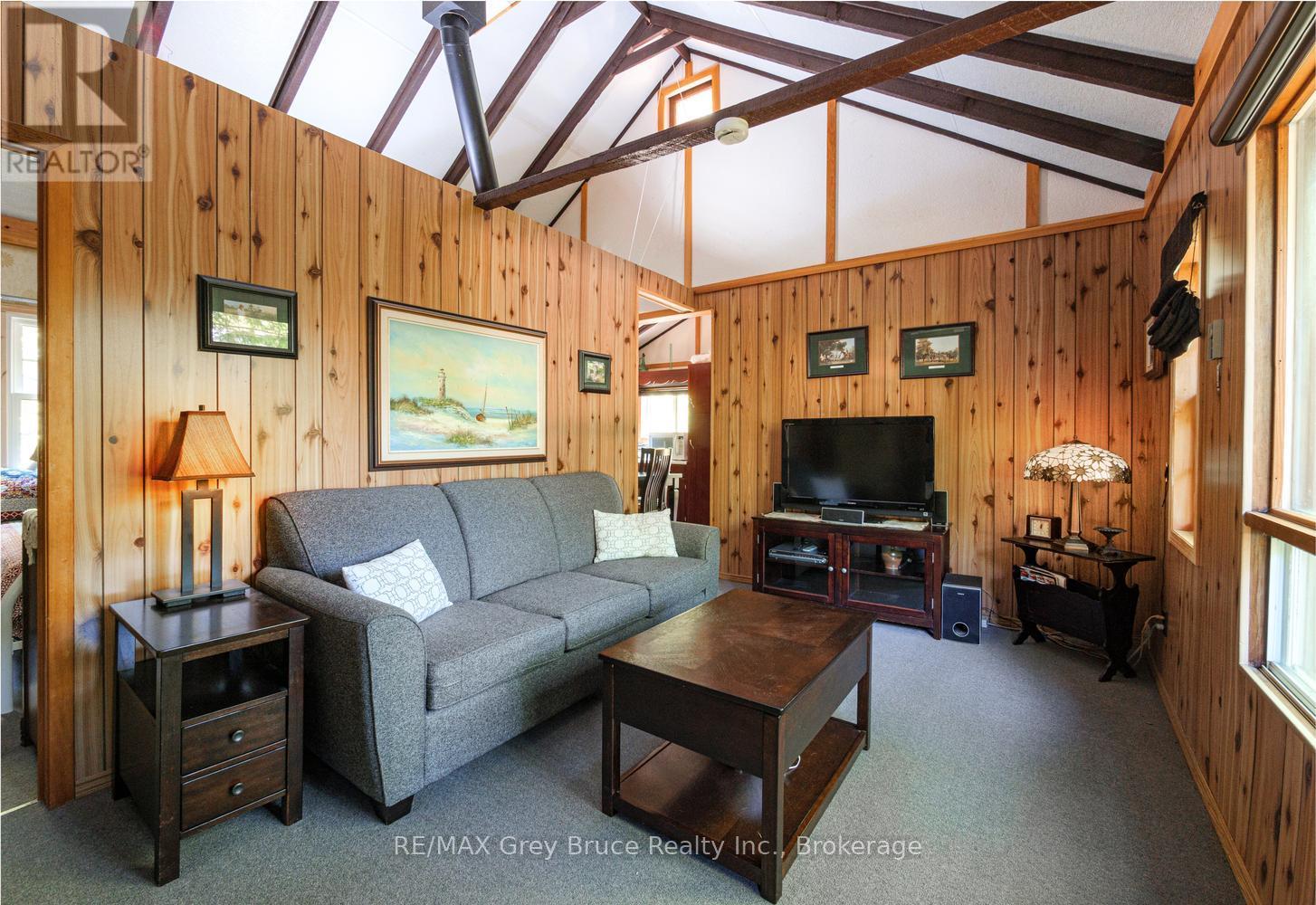 112 Symon Avenue, South Bruce Peninsula, Ontario  N0H 2T0 - Photo 19 - X13410032