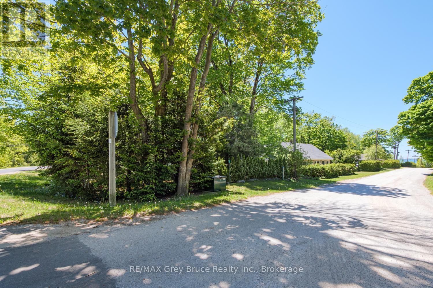 112 Symon Avenue, South Bruce Peninsula, Ontario  N0H 2T0 - Photo 30 - X13410032