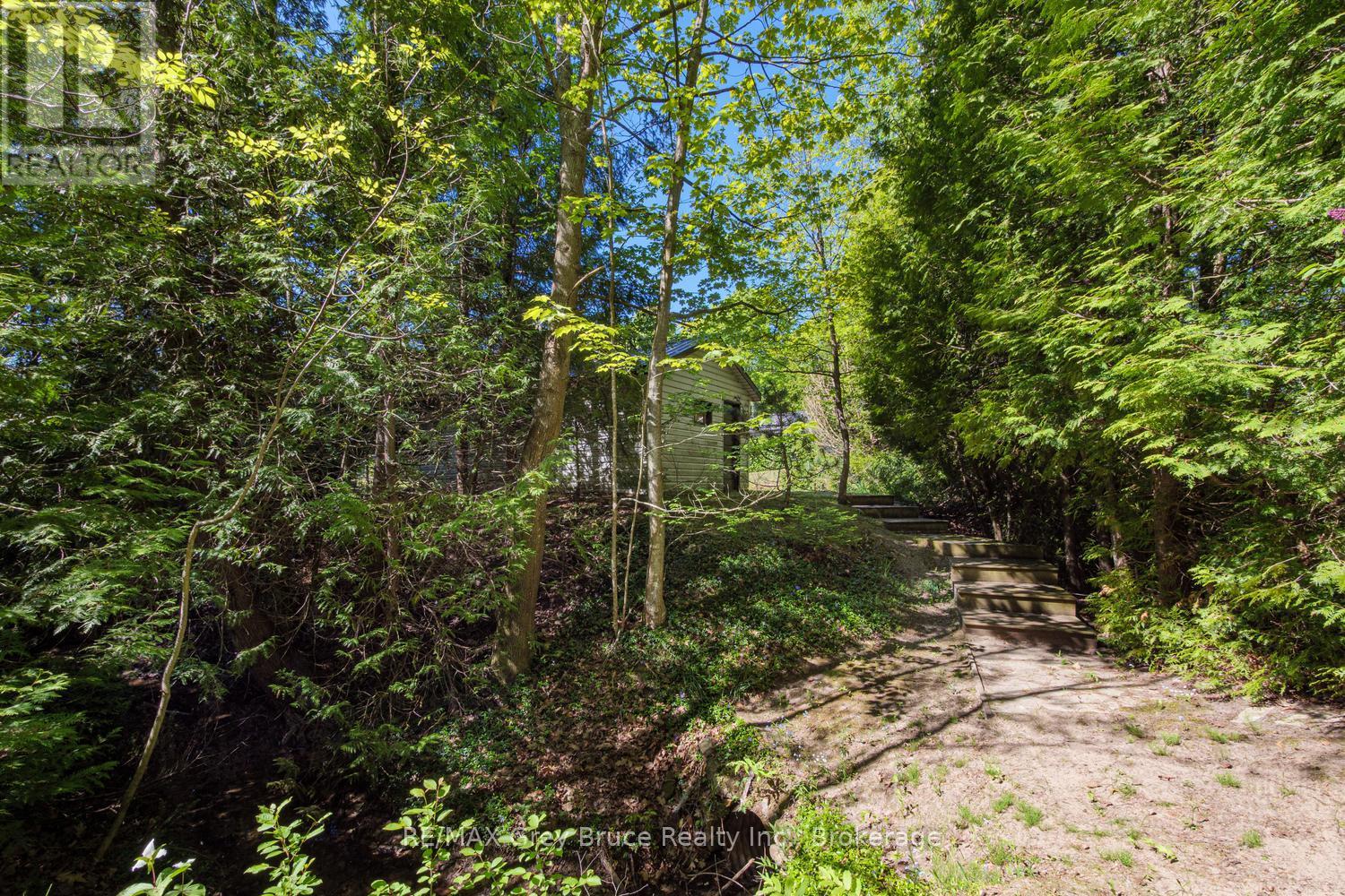 112 Symon Avenue, South Bruce Peninsula, Ontario  N0H 2T0 - Photo 40 - X13410032