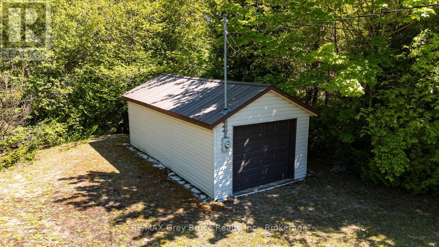 112 Symon Avenue, South Bruce Peninsula, Ontario  N0H 2T0 - Photo 45 - X13410032