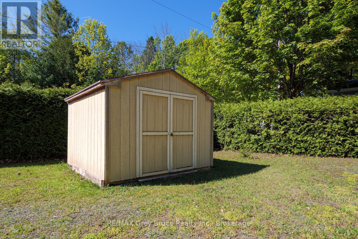 112 Symon Avenue, South Bruce Peninsula, Ontario  N0H 2T0 - Photo 46 - X13410032