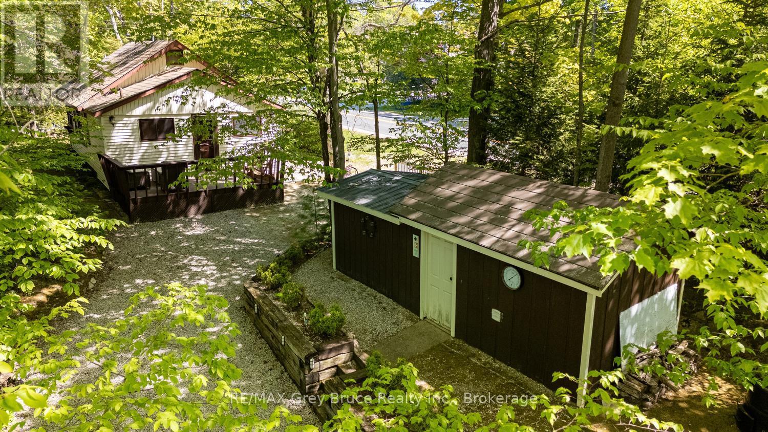 112 Symon Avenue, South Bruce Peninsula, Ontario  N0H 2T0 - Photo 6 - X13410032