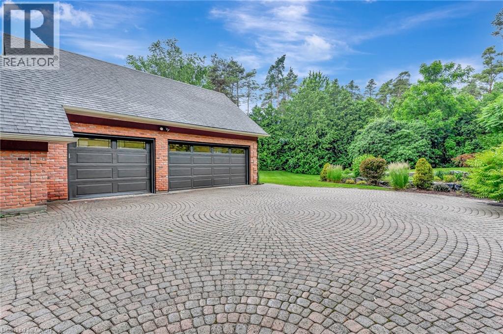 22 Deerpath Court, Cambridge, Ontario  N1T 1H7 - Photo 4 - 40837415