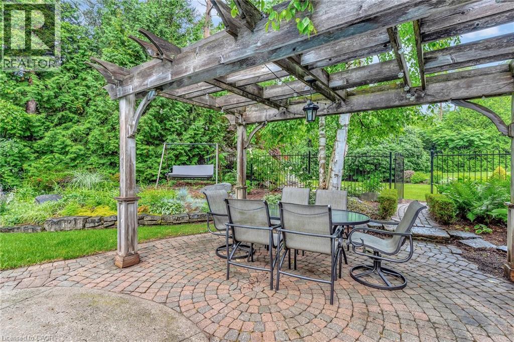 22 Deerpath Court, Cambridge, Ontario  N1T 1H7 - Photo 8 - 40837415